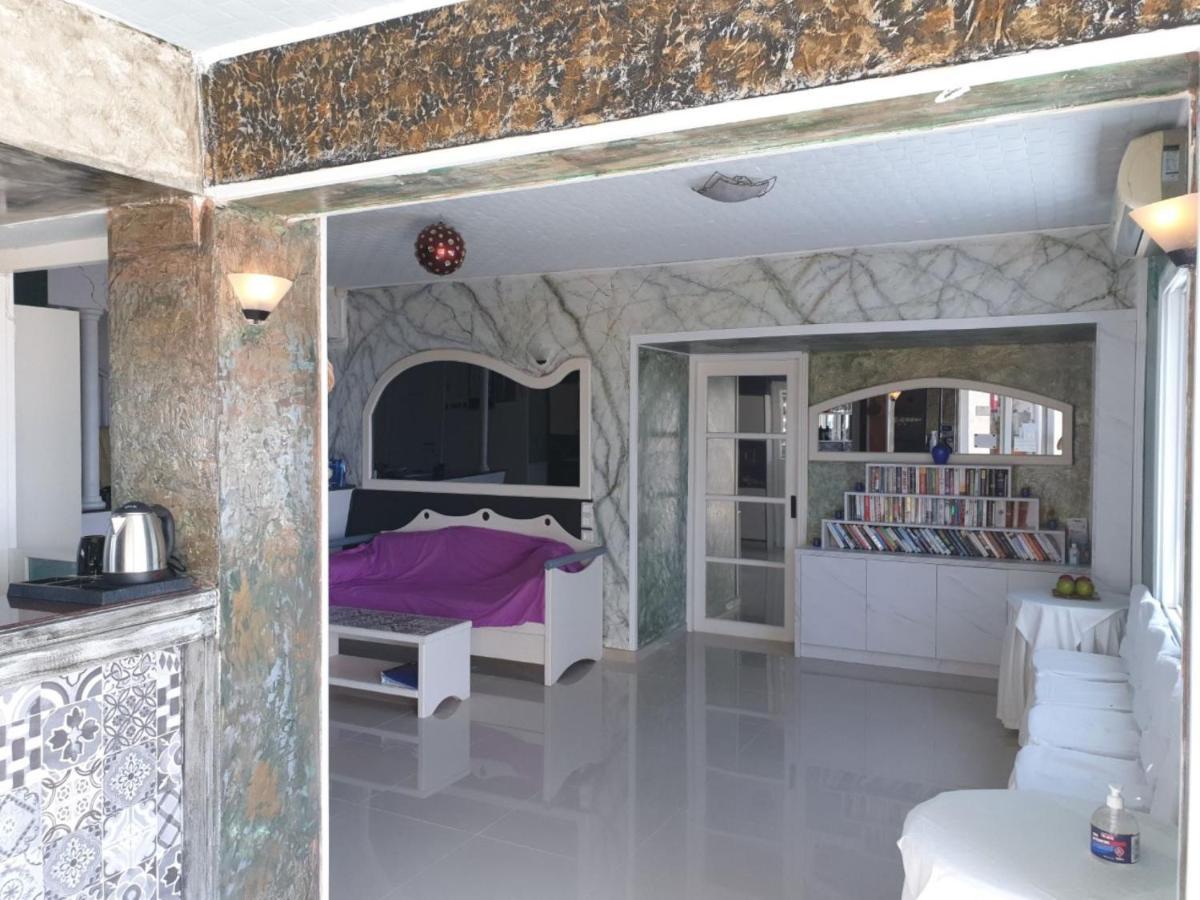 Room In Apartment - Beautiful And Spacious Room Near Cretan Sea Херсониссос Экстерьер фото