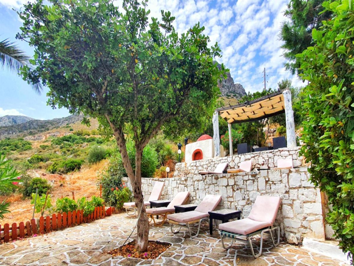 Room In Apartment - Beautiful And Spacious Room Near Cretan Sea Херсониссос Экстерьер фото